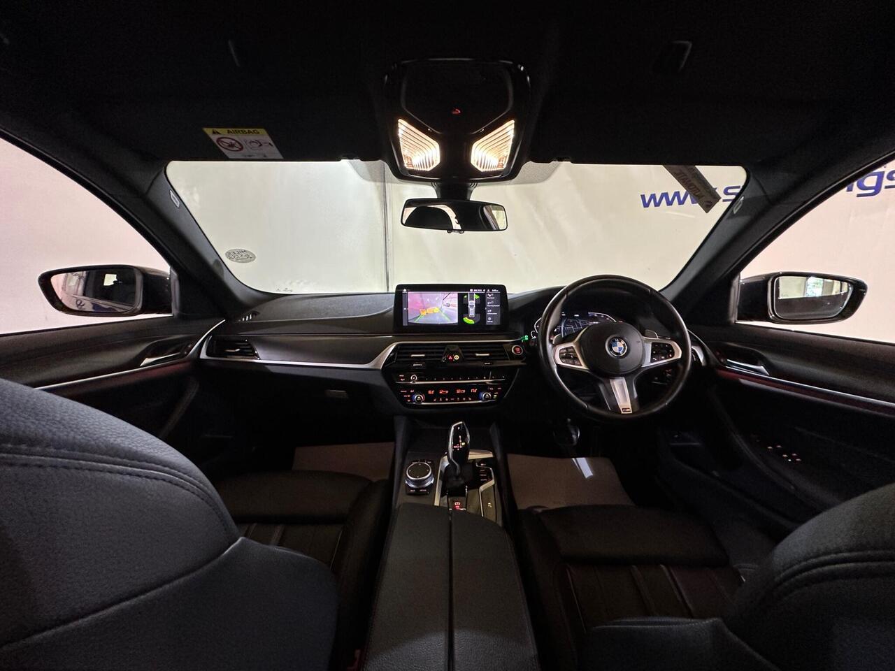 BMW 5 Series AO71YKJ