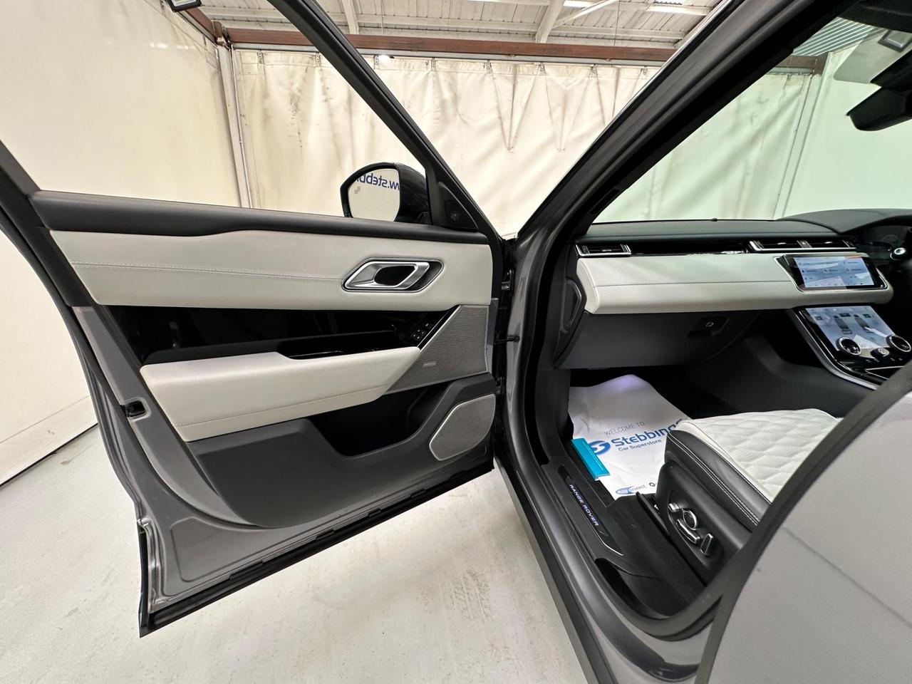 Land Rover Range Rover Velar HJ69GAU