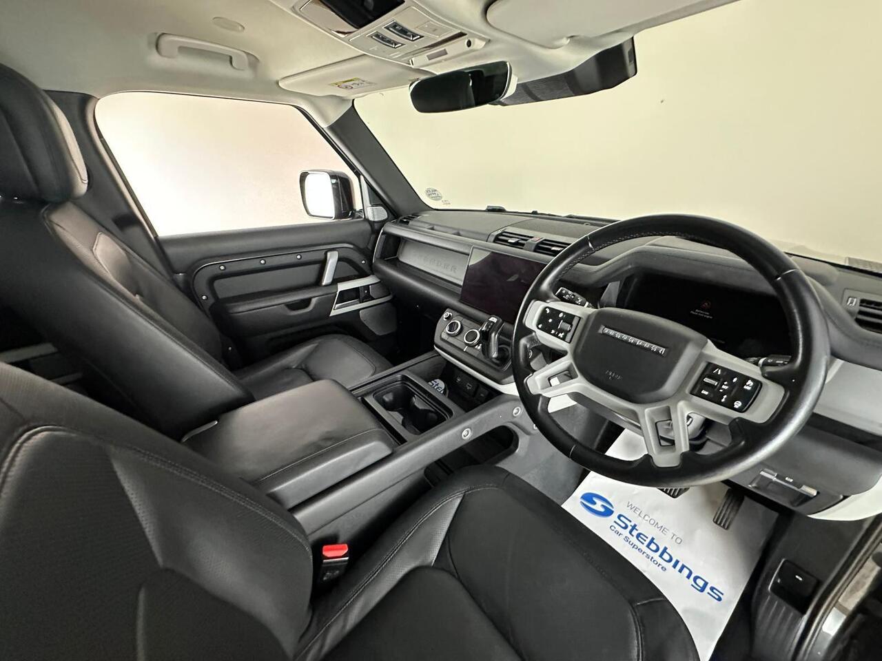 Land Rover Defender 130 BL72MHF