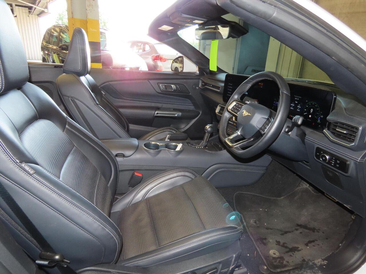 Ford Mustang EA74HZC