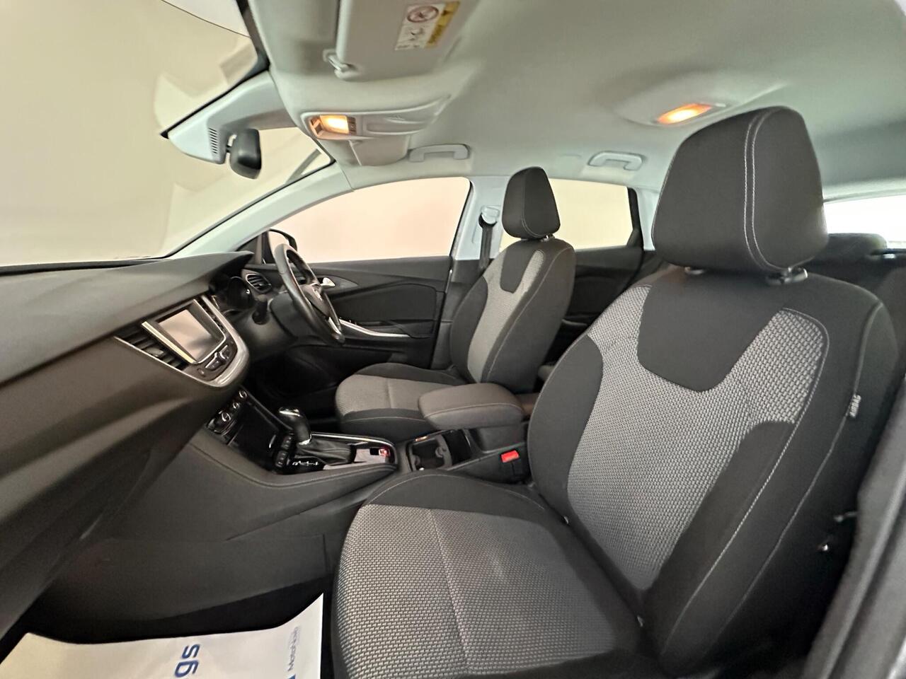 Vauxhall Grandland X SK68DMY