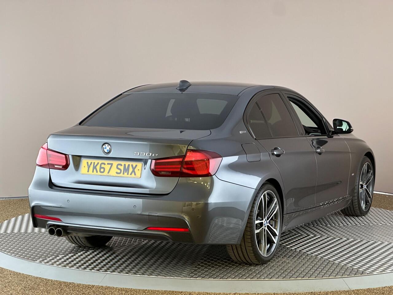 BMW 3 Series YK67SMX