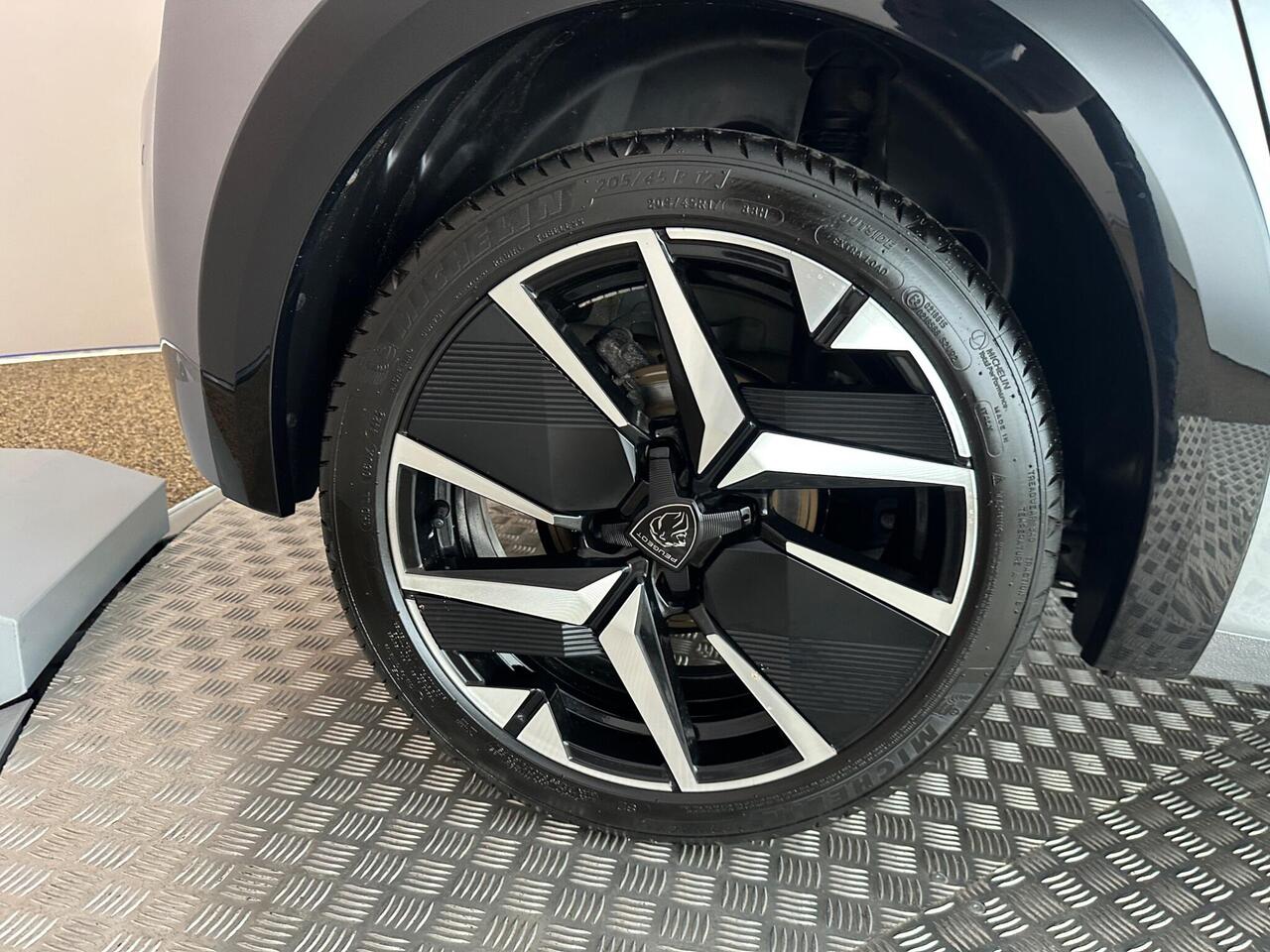Peugeot 208 MJ24ZXE
