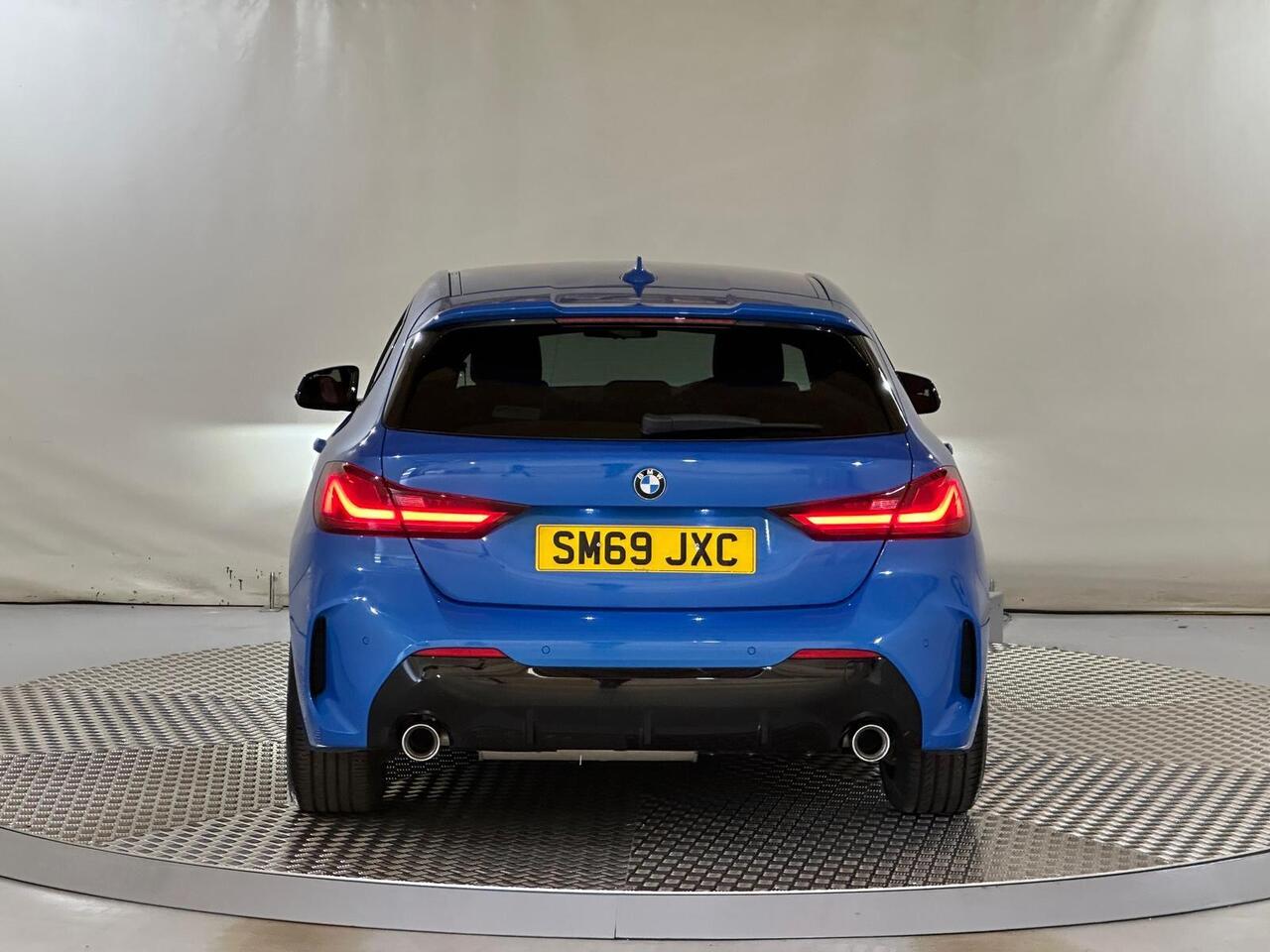 BMW 1 Series SM69JXC