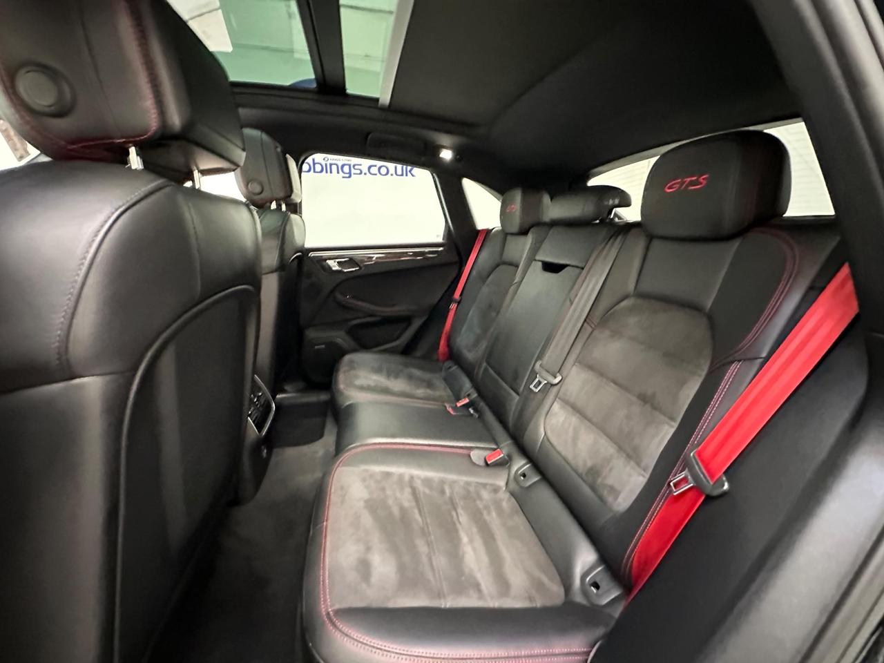 Porsche Macan WM66DZS