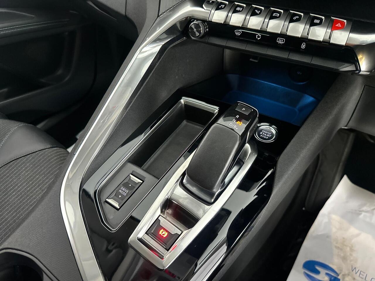 Peugeot 3008 VK71HYZ