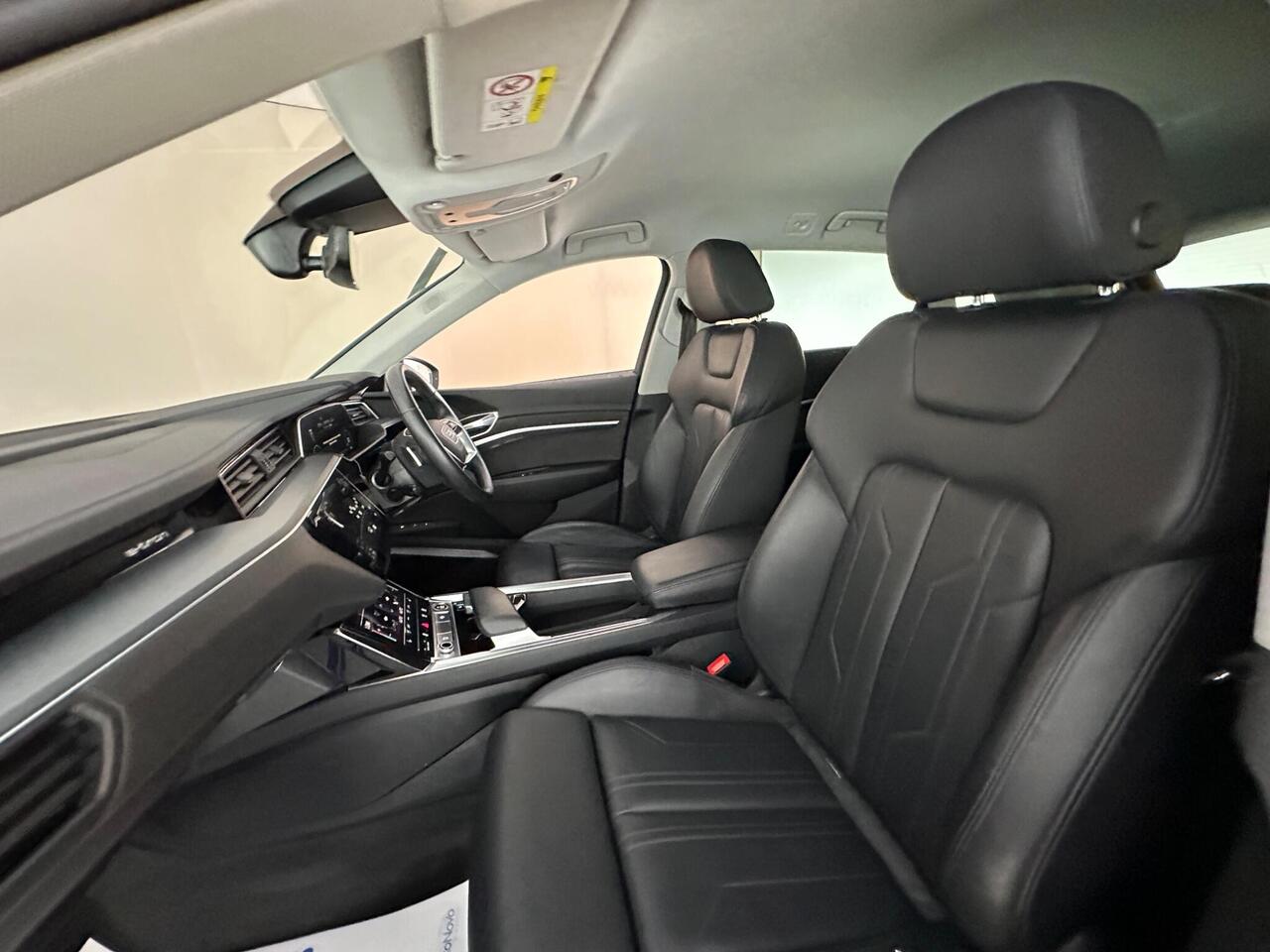 Audi e-tron RY21HHX