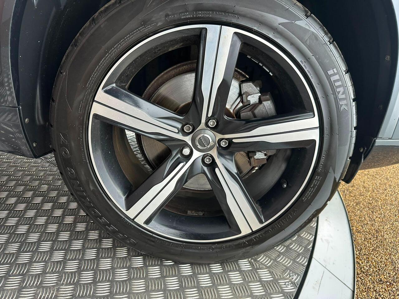 Volvo XC90 DF18LCM
