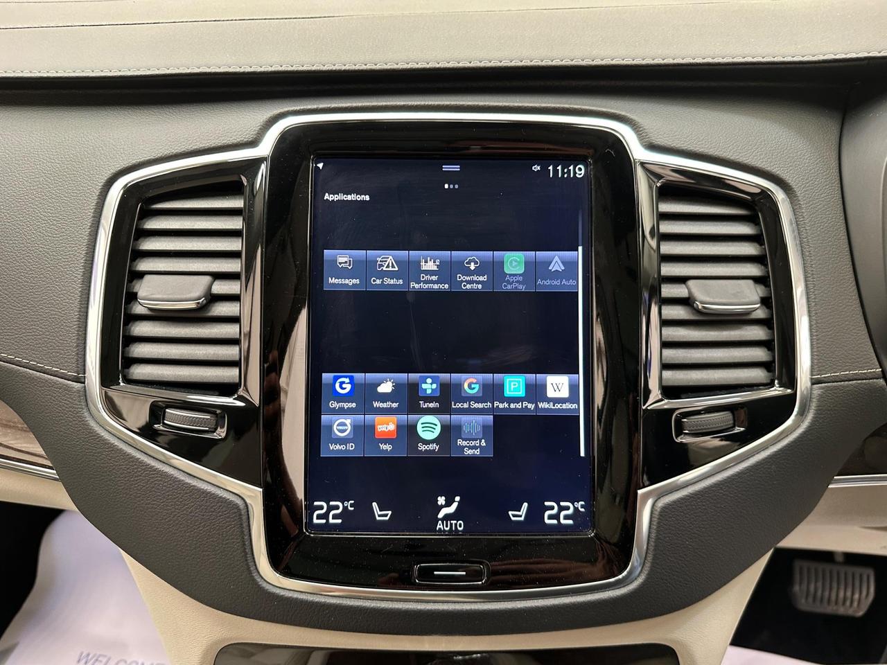 Volvo XC90 YT67WMO