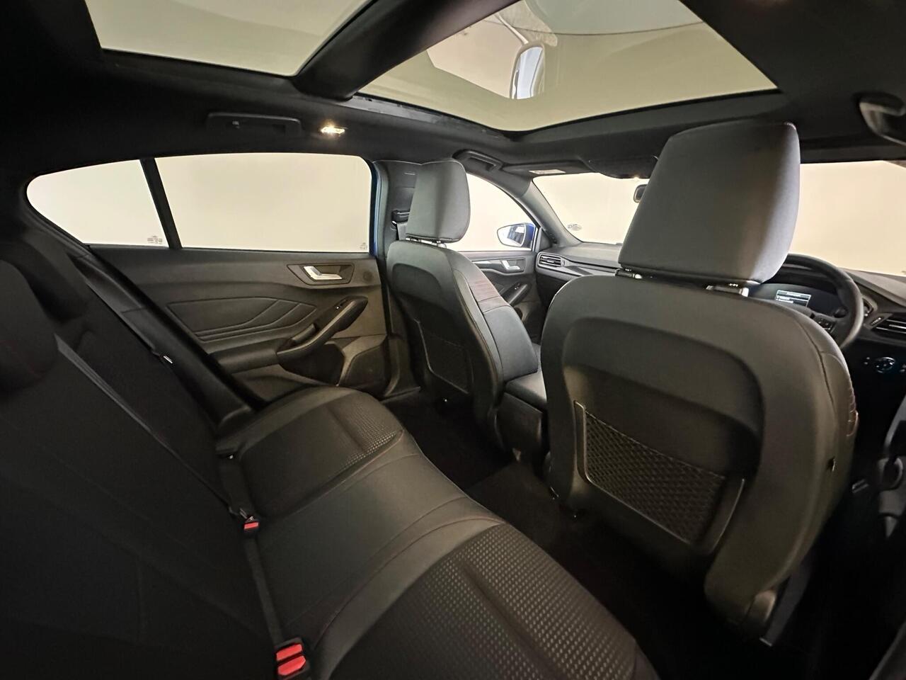 Ford Focus YF71ZPW