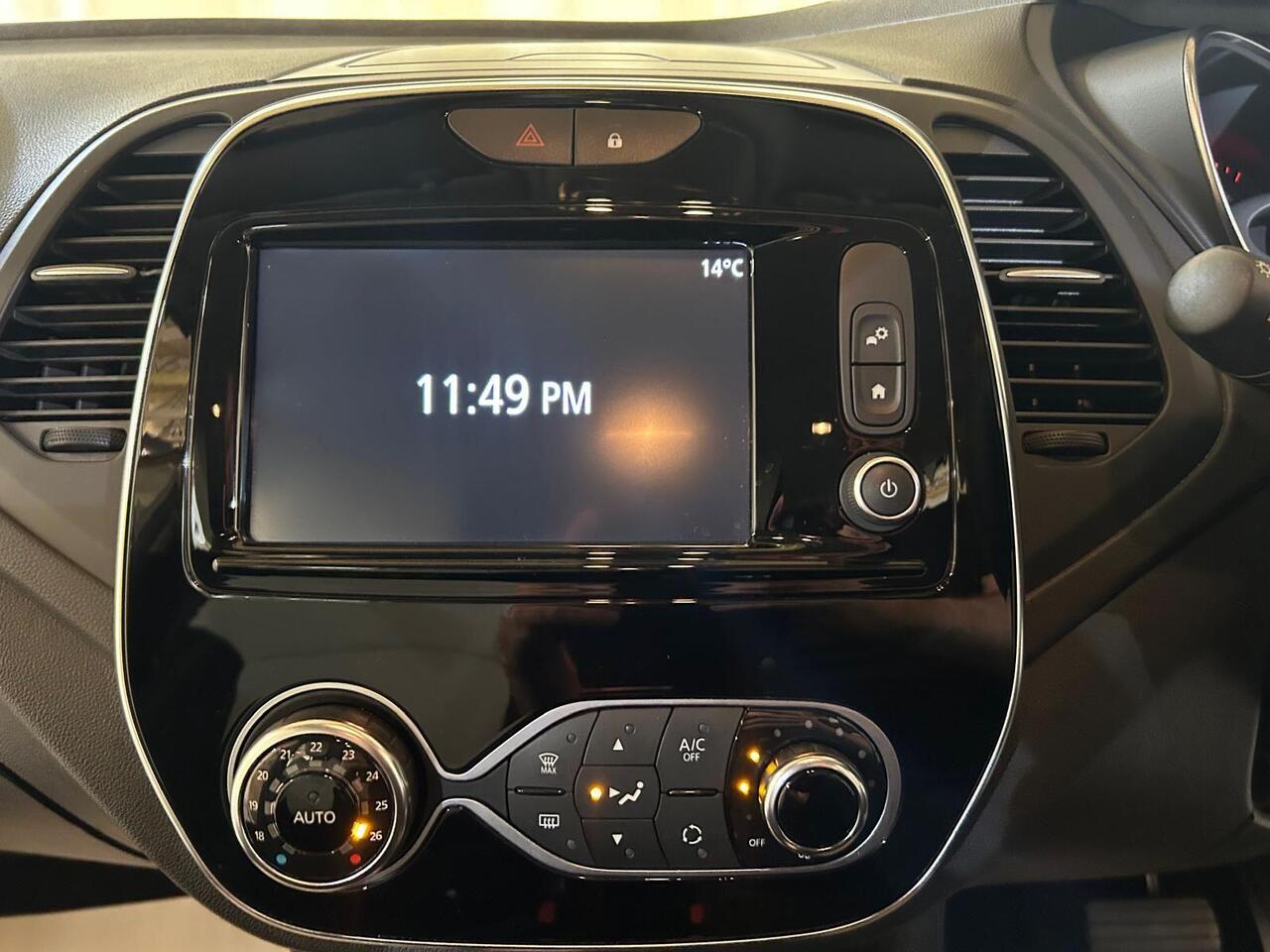 Renault Captur KR19JYJ