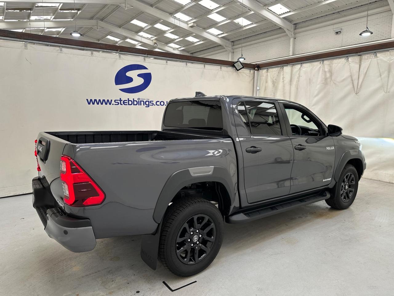 Toyota Hilux H11LUX