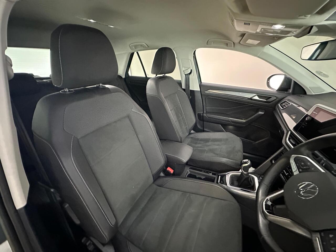 Volkswagen T-Roc GL24VOK