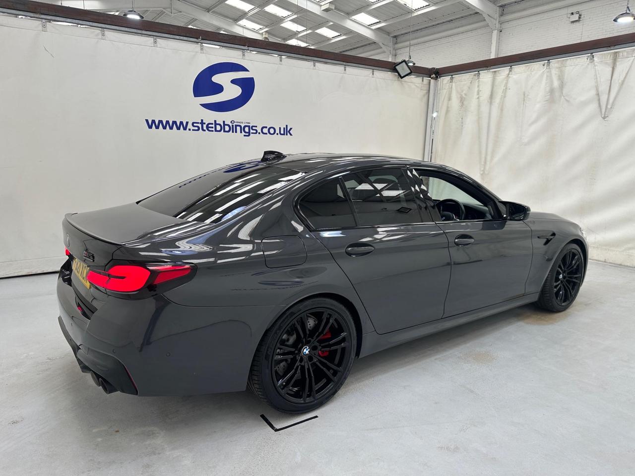 BMW M5 FB21XCK