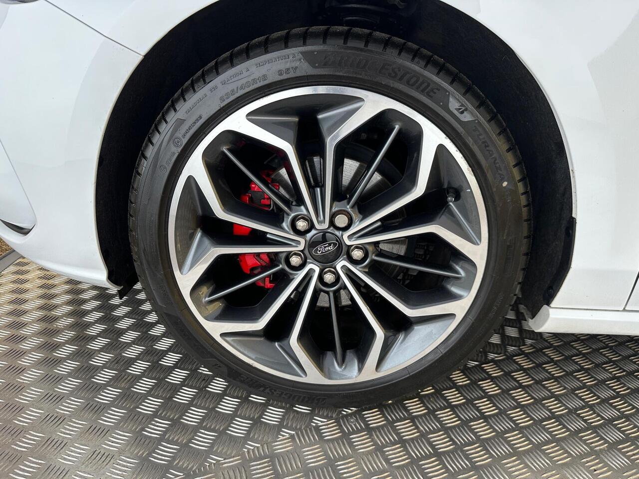 Ford Focus DN23CRZ