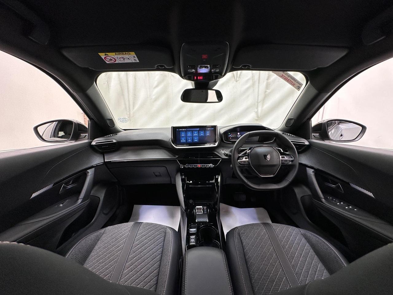 Peugeot 2008 AF73DWW