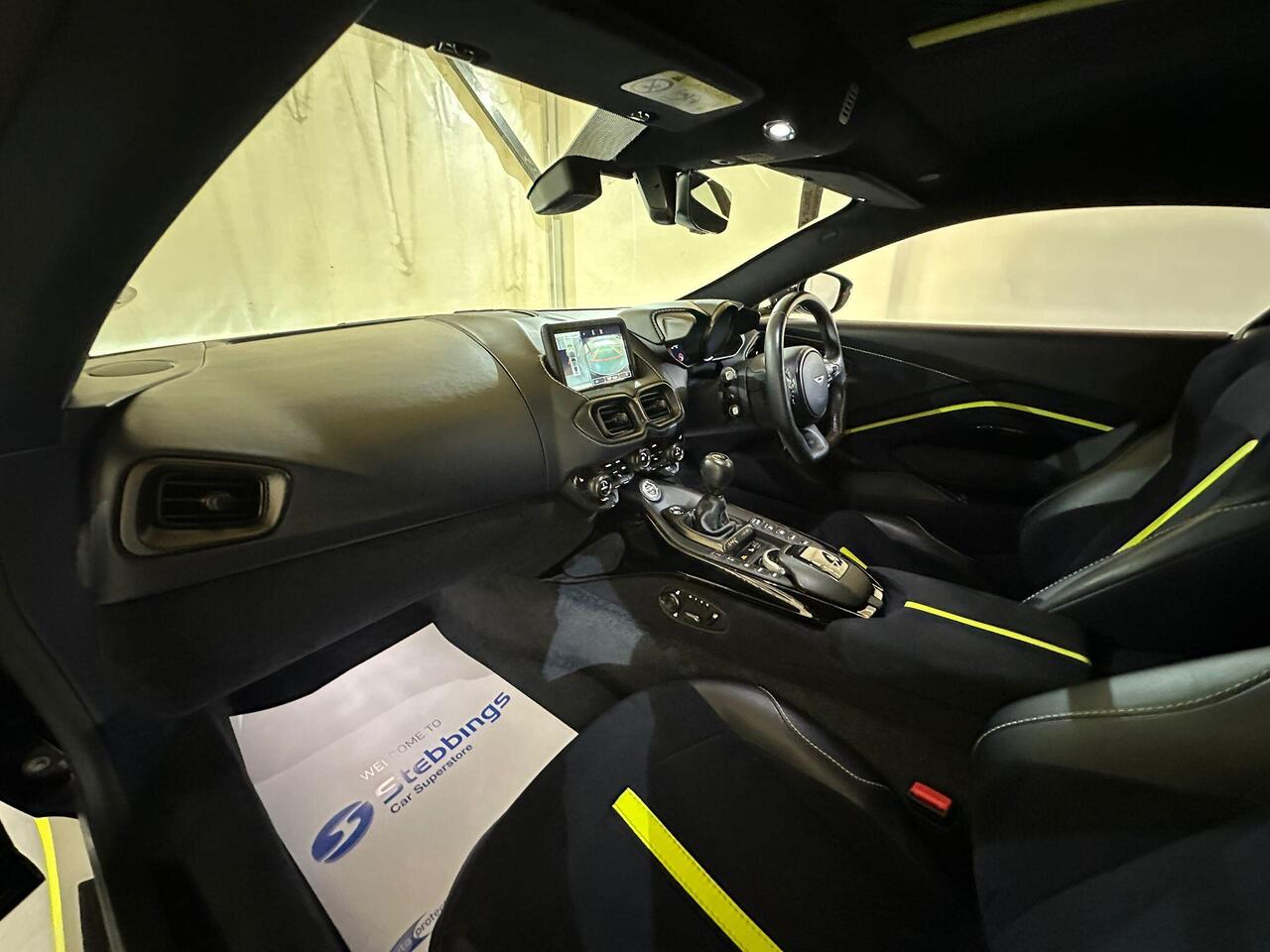 Aston Martin Vantage MV20UZG