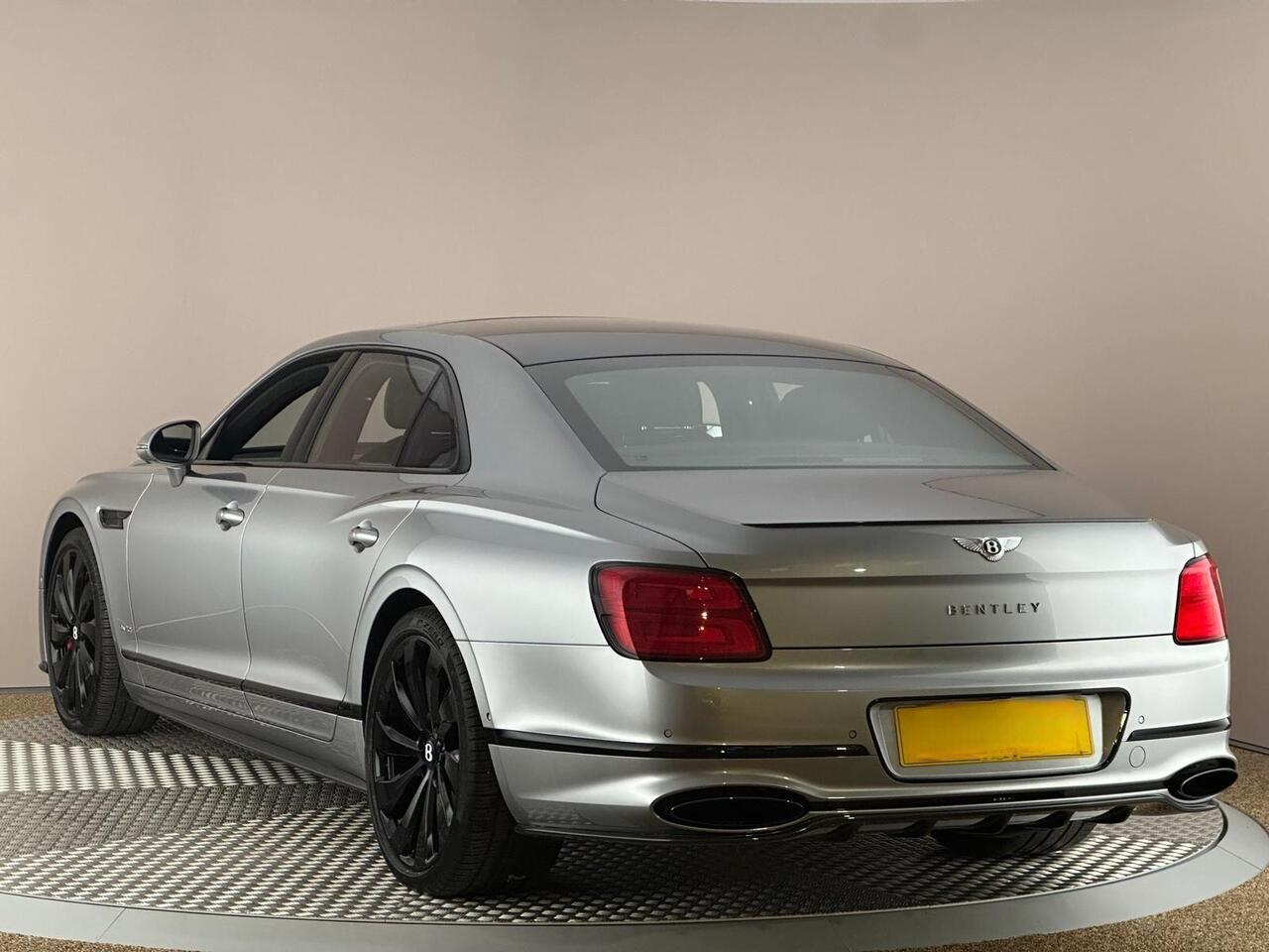 Bentley Flying Spur SN71VZD