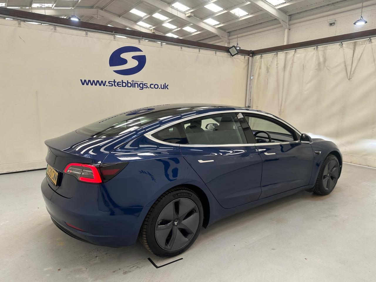 Tesla Model 3 AK20CWM