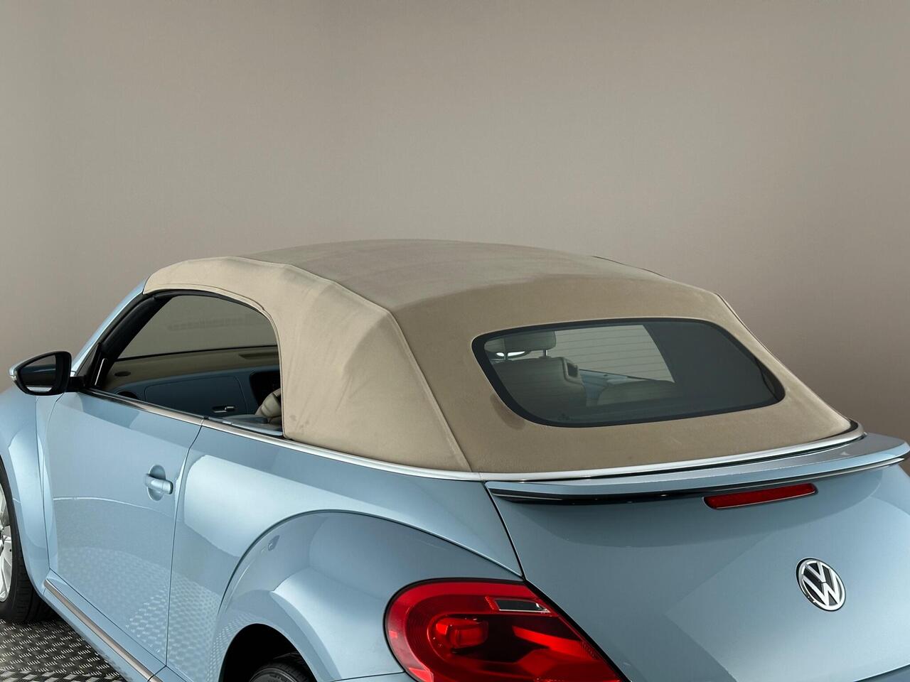 Volkswagen Beetle BT63YJE