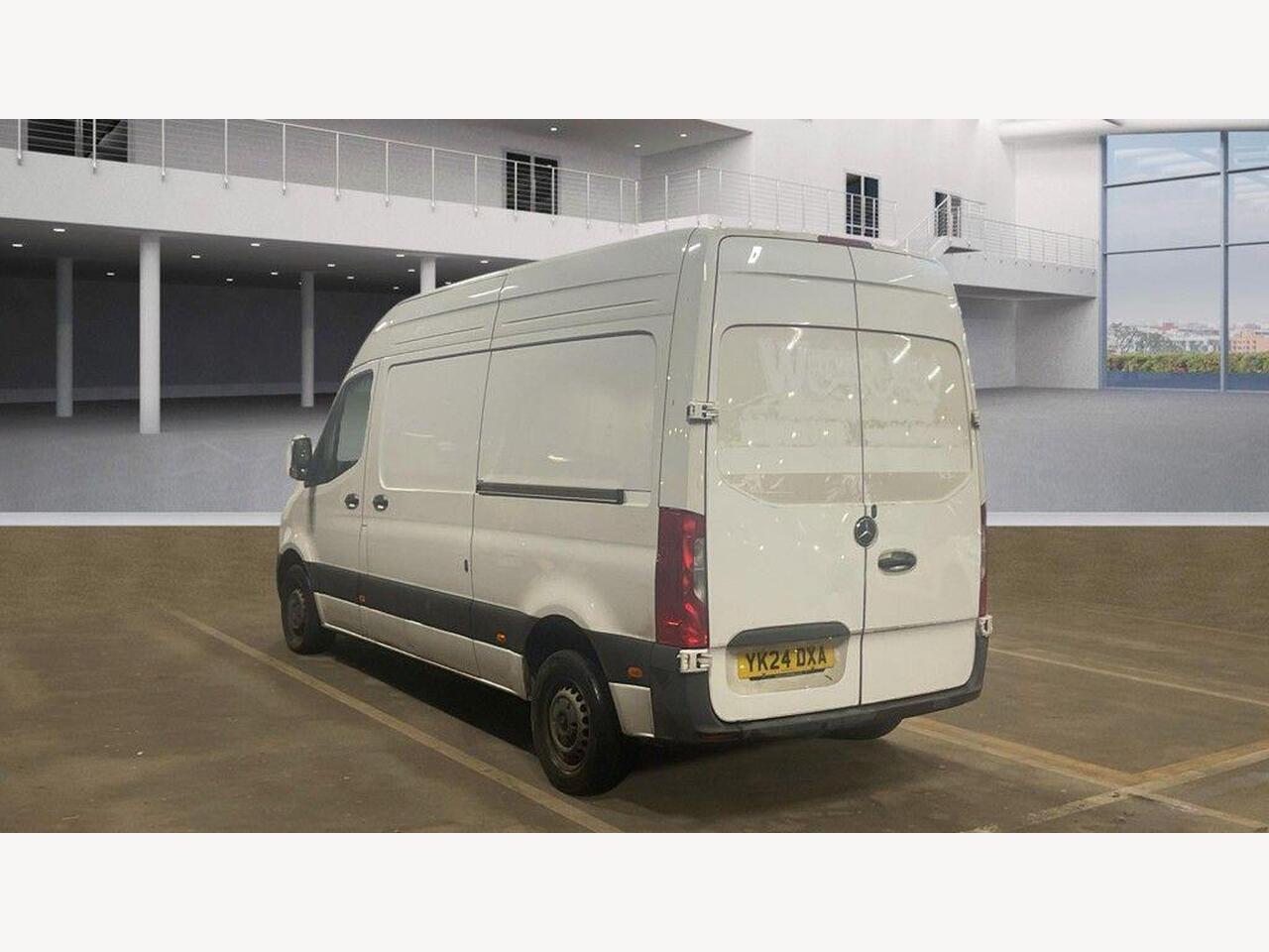 Mercedes-Benz Sprinter YK24DXA