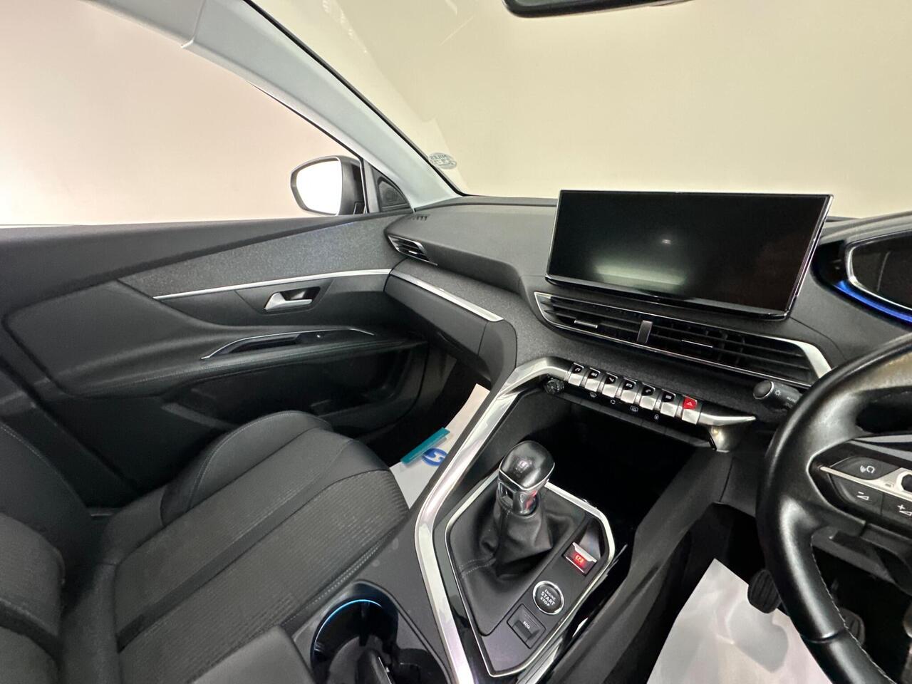 Peugeot 3008 MJ71ARX