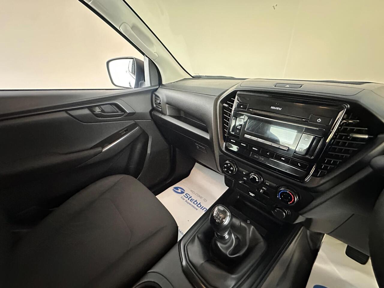 Isuzu D-Max AX72KOJ