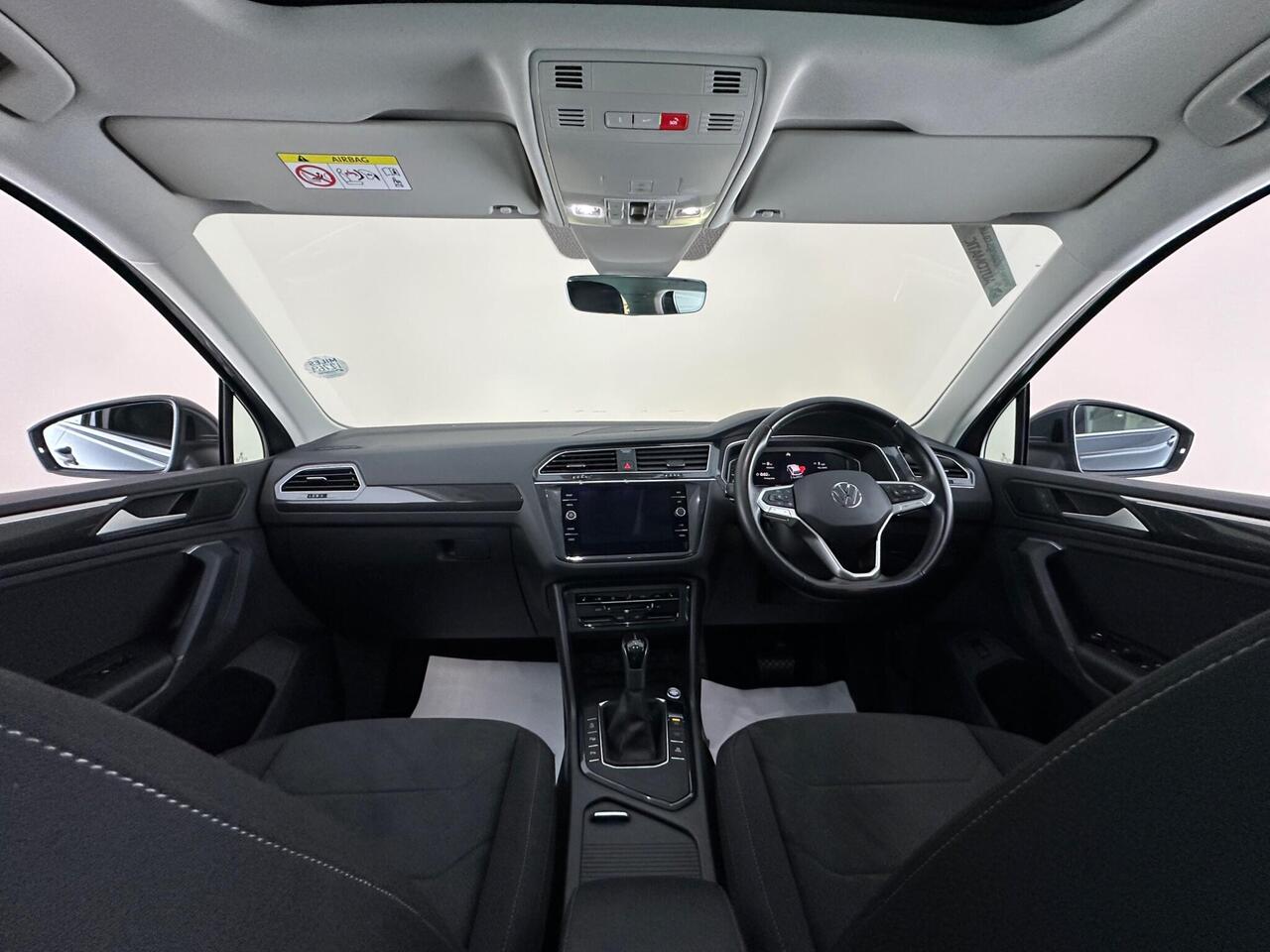 Volkswagen Tiguan CA21HYZ