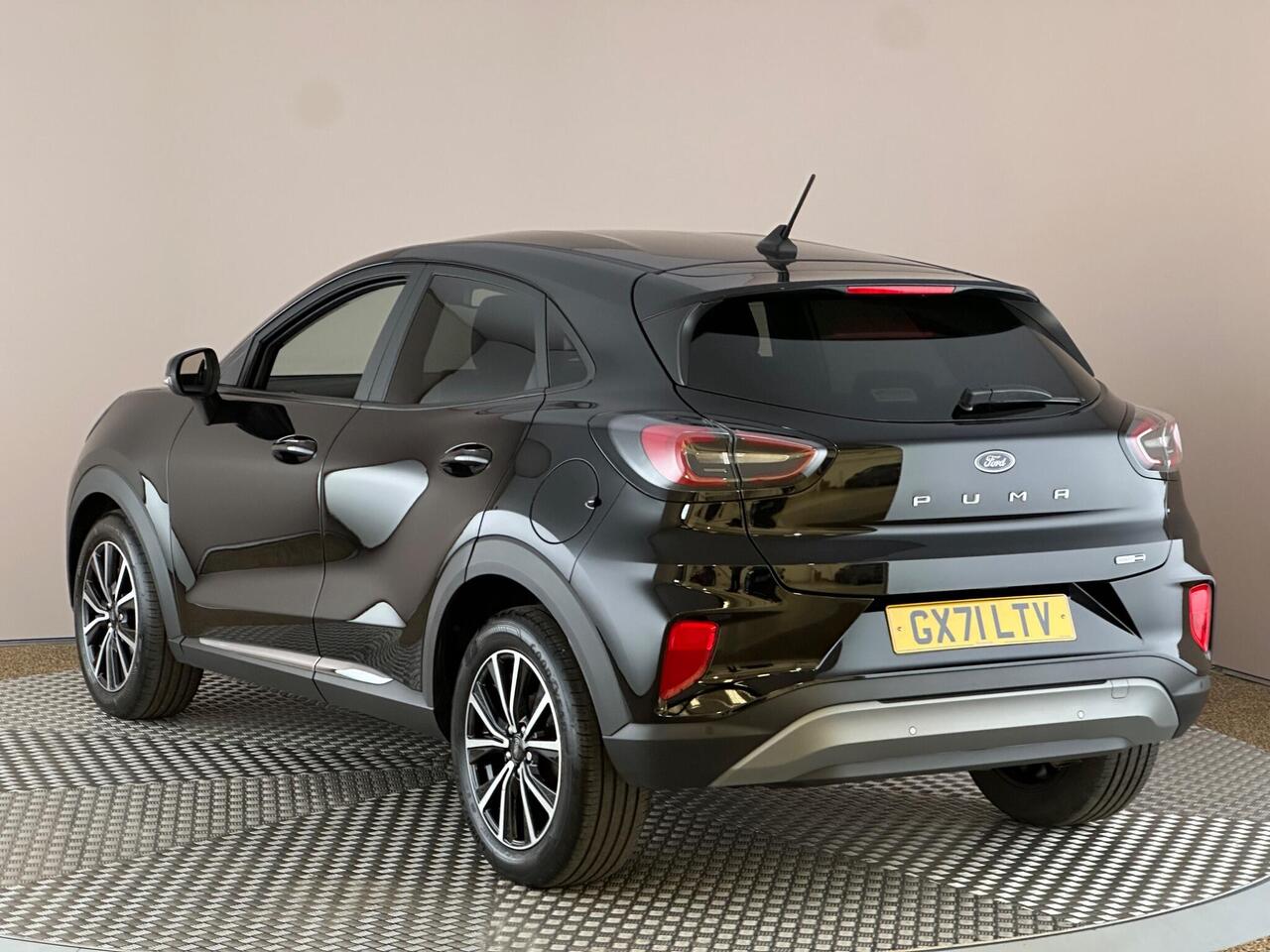 Ford Puma GX71LTV
