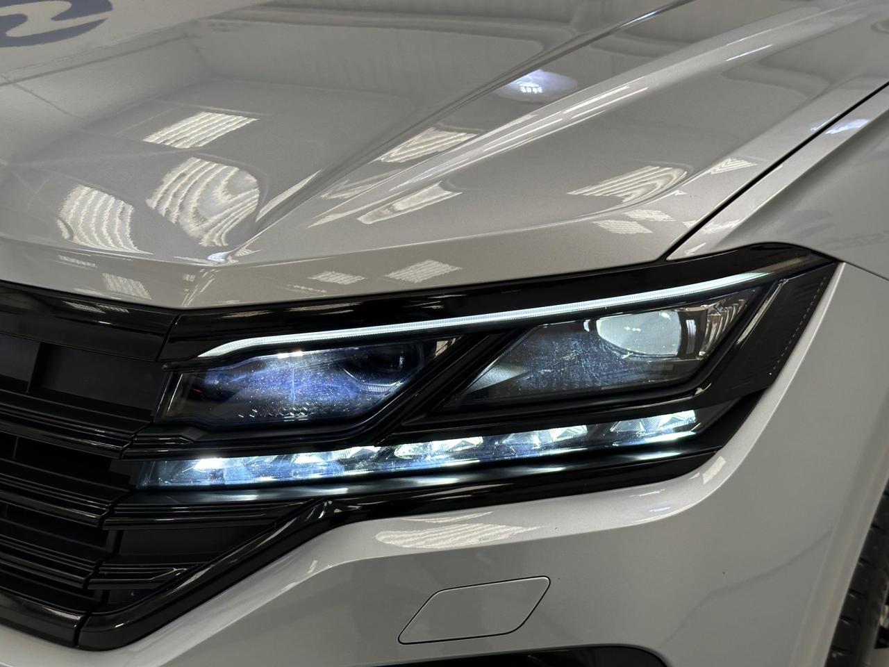 Volkswagen Touareg YY71PJV