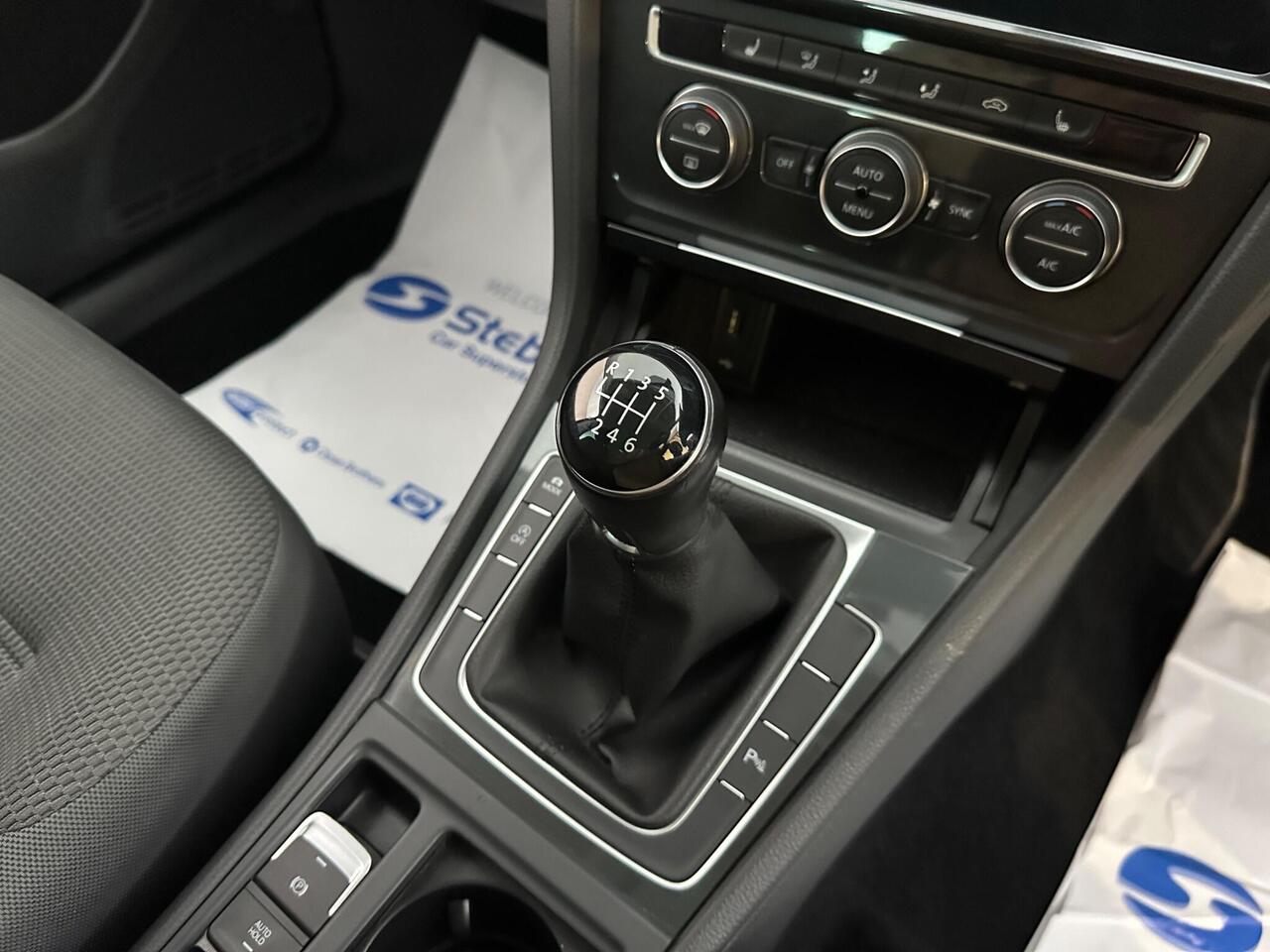 Volkswagen Golf AU20UTR