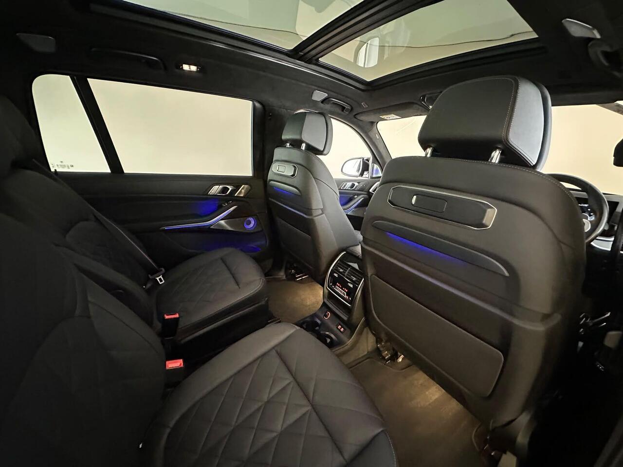 BMW X7 AU74GRK