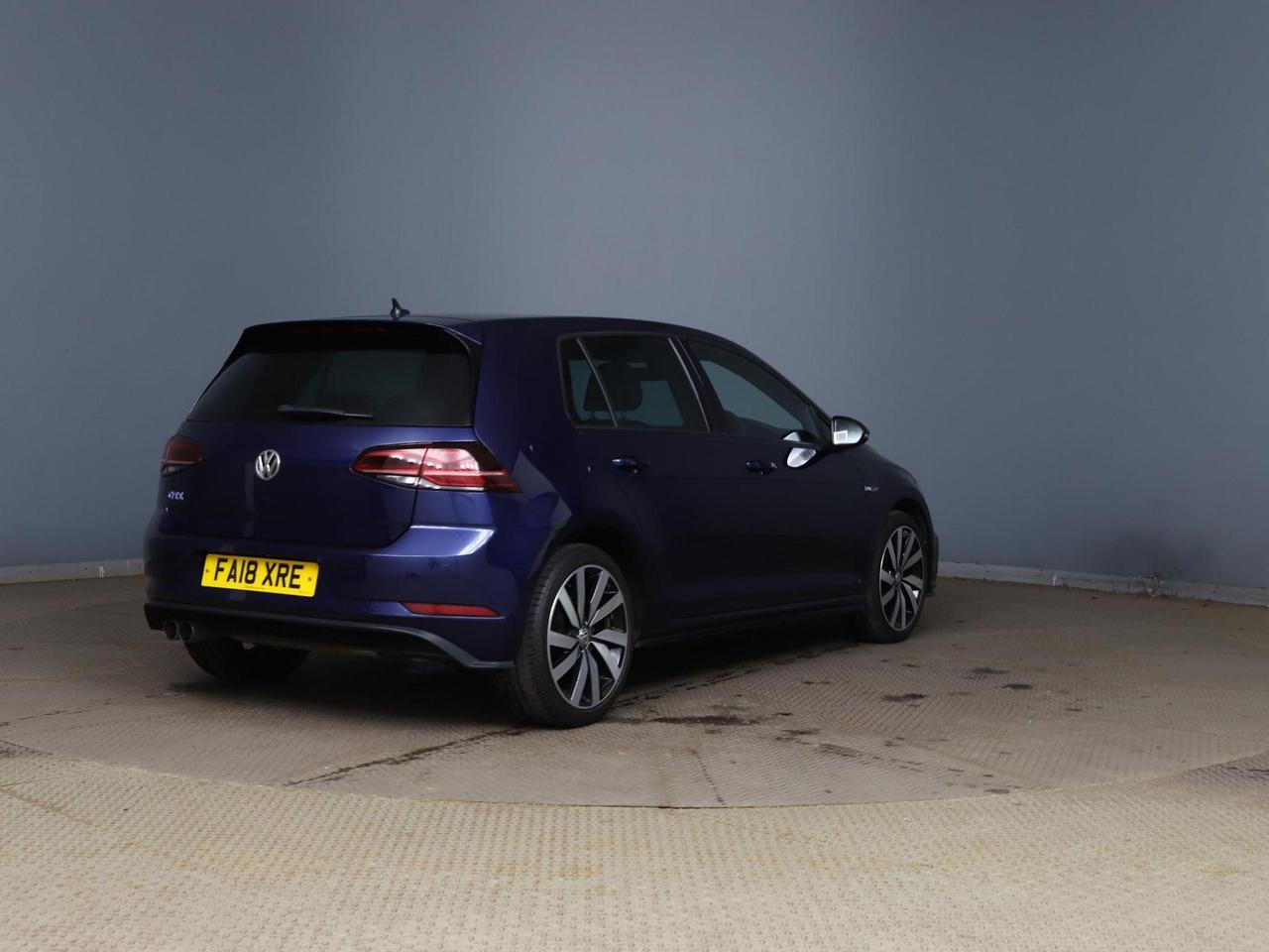 Volkswagen Golf FA18XRE