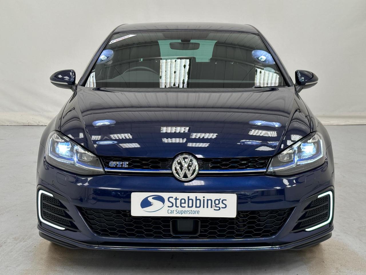 Volkswagen Golf FA18XRE