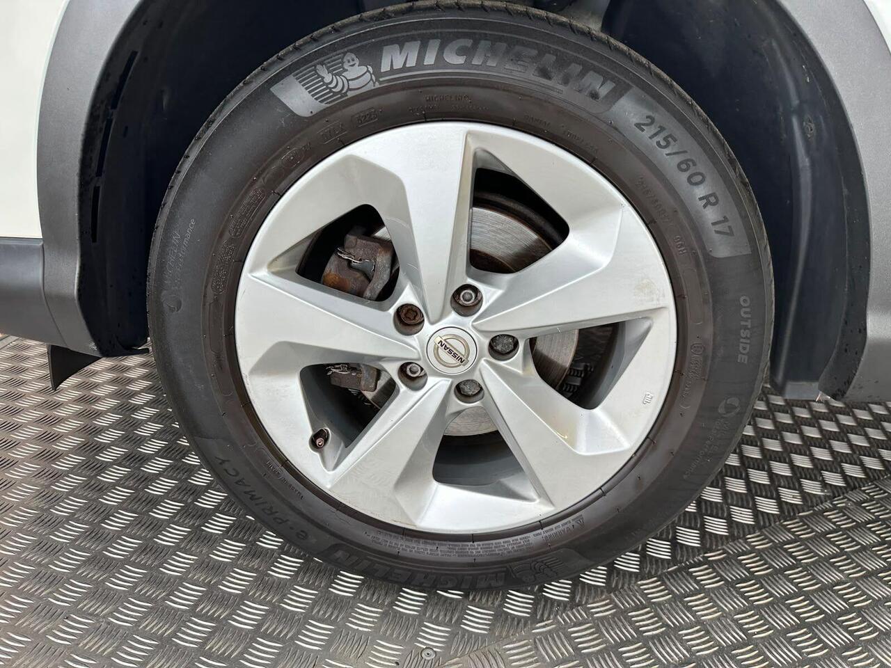 Nissan Qashqai VK69ARO