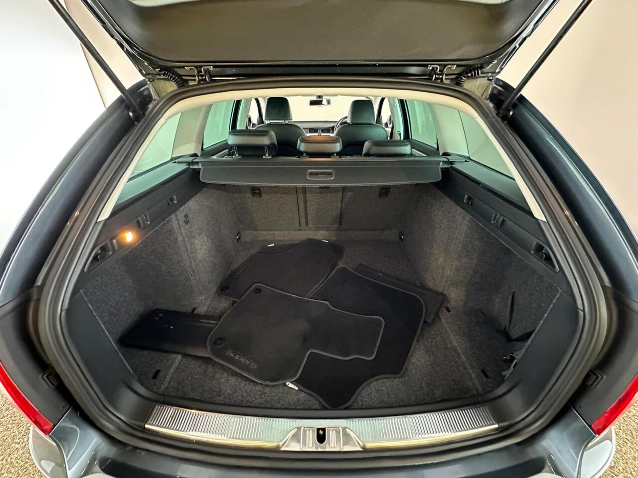 Skoda Superb AF64PCO