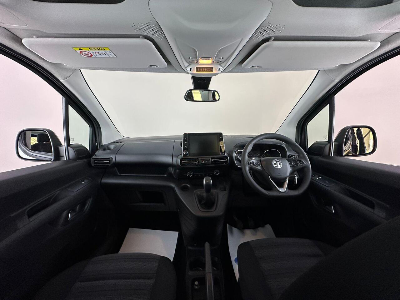 Vauxhall Combo Life PE70ZGN