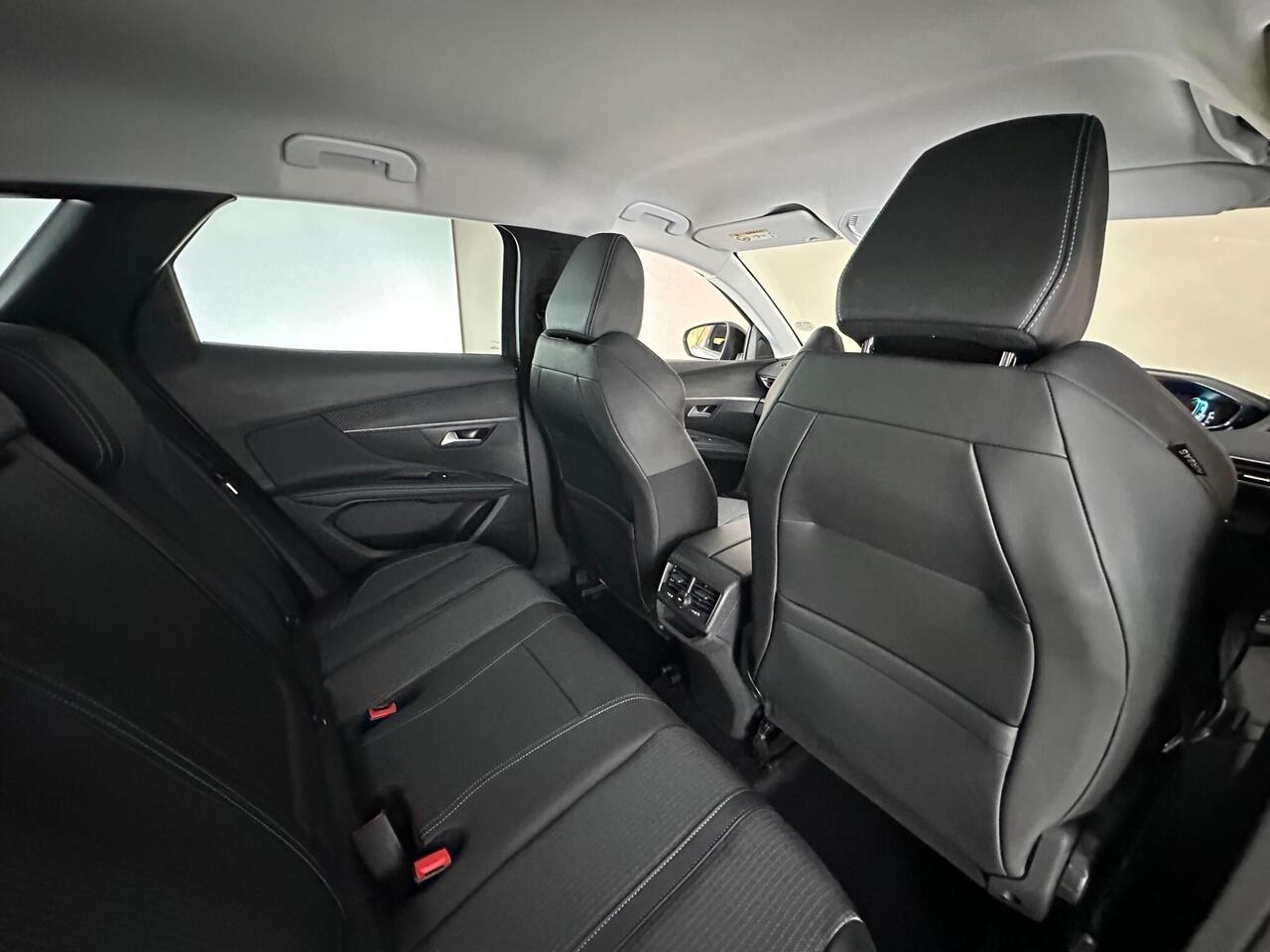 Peugeot 3008 MM71FCE