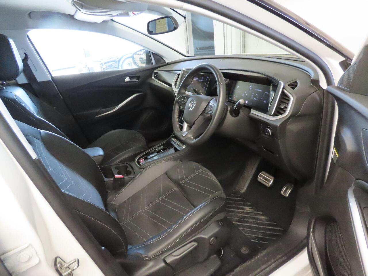 Vauxhall Grandland BG73XMD