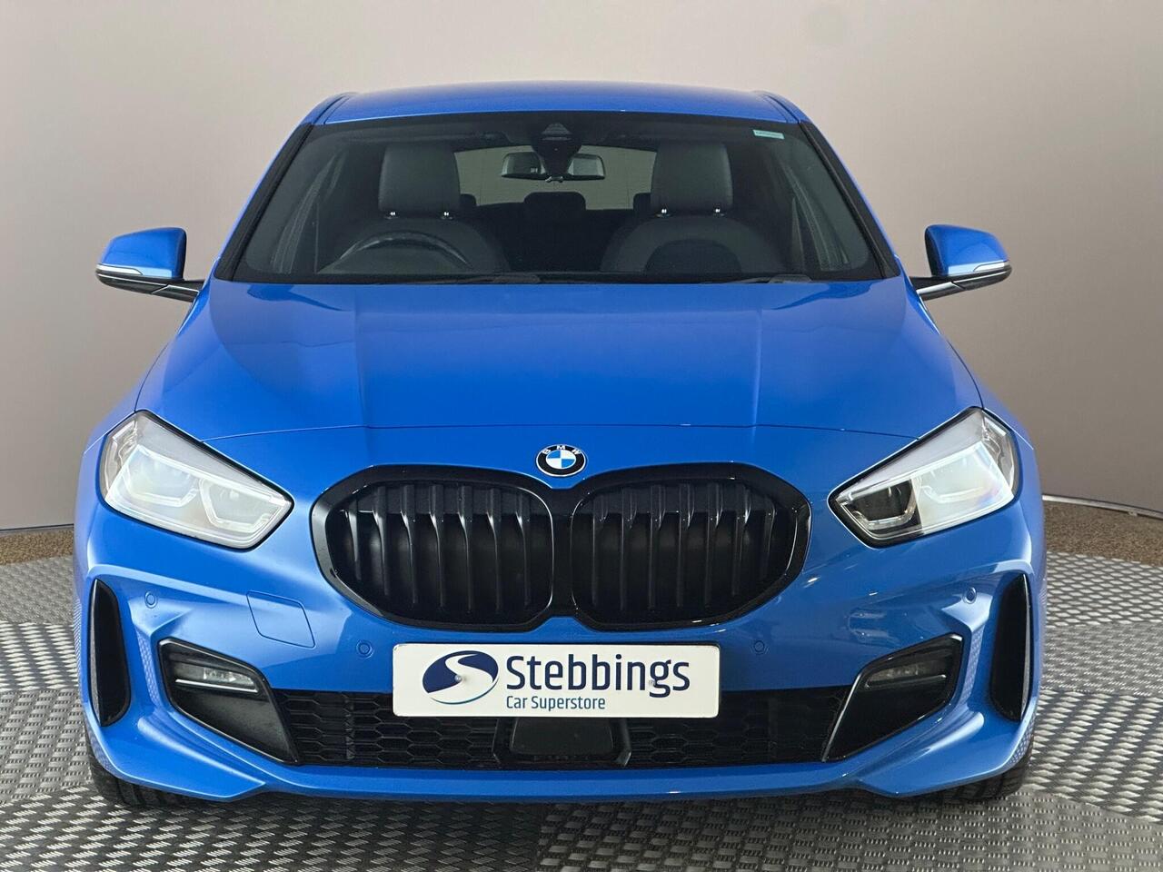 BMW 1 Series YE73WXW