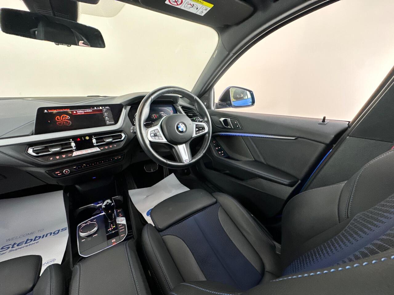 BMW 1 Series YE73WXW