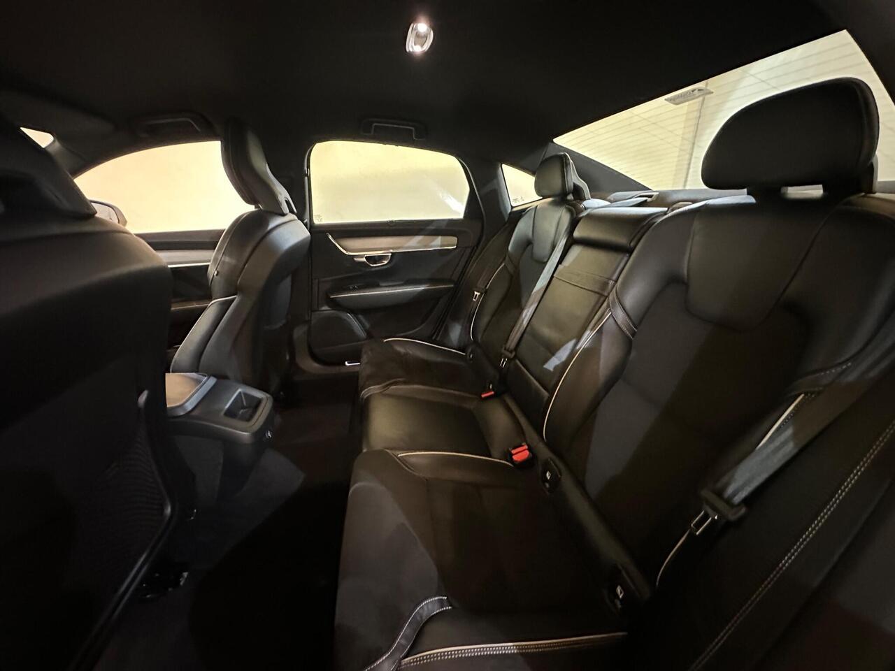 Volvo S90 SF68UOS