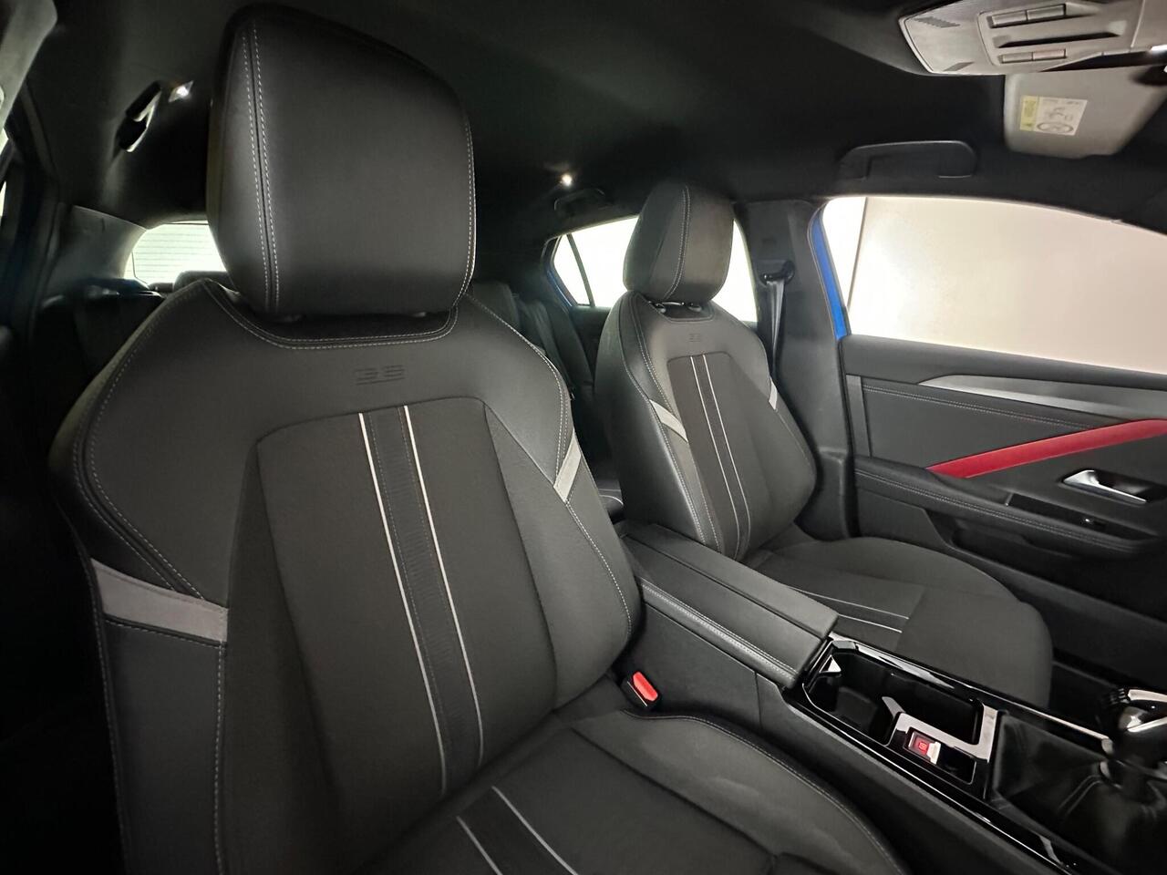 Vauxhall Astra WR72FGG