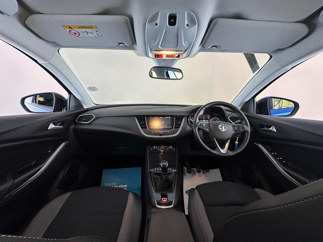 Vauxhall Grandland X DF21CBO