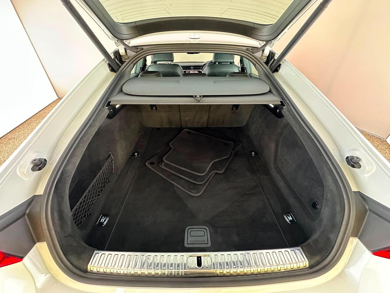 Audi A7 FV19XYC