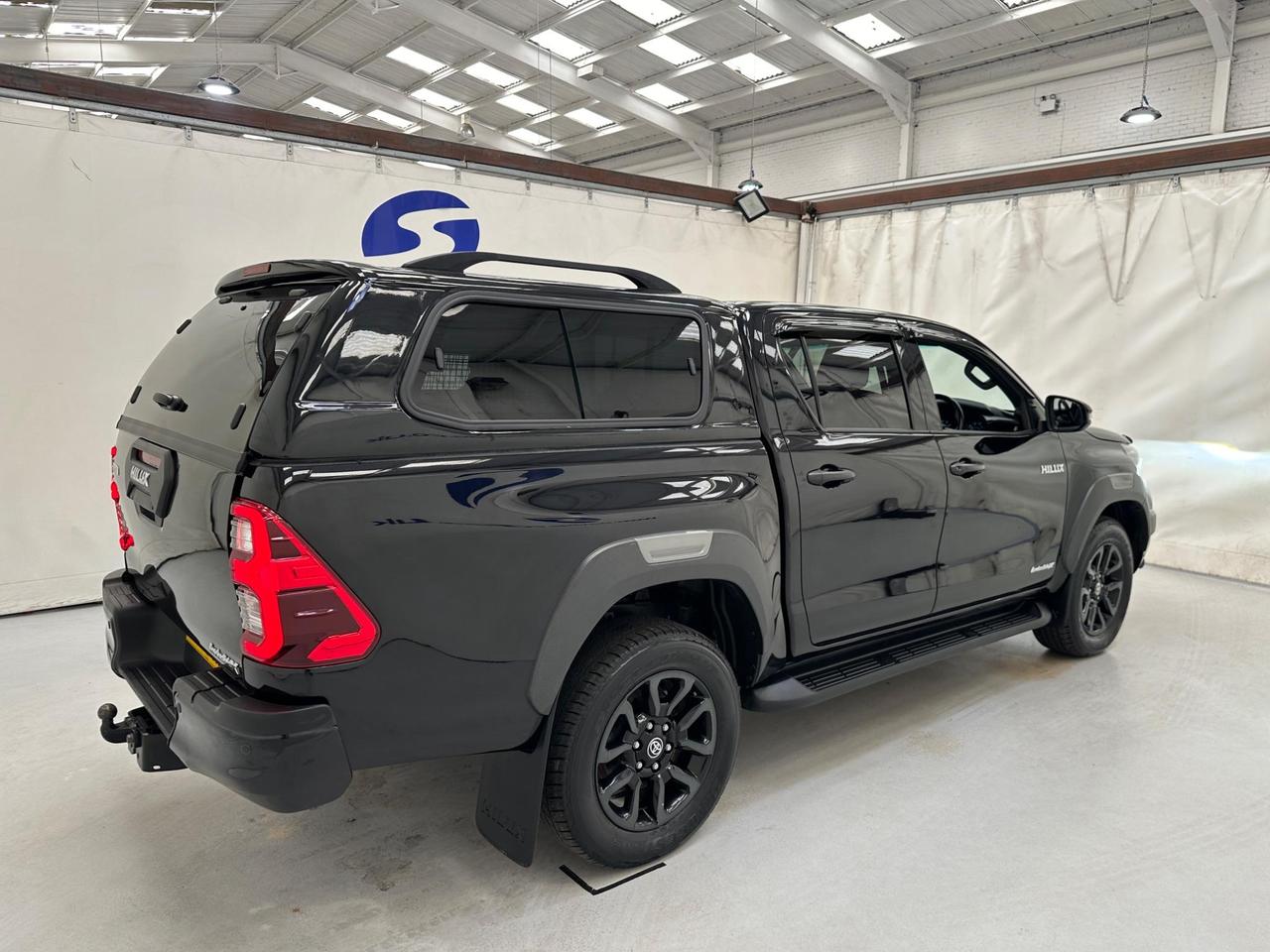 Toyota Hilux PY73AEV