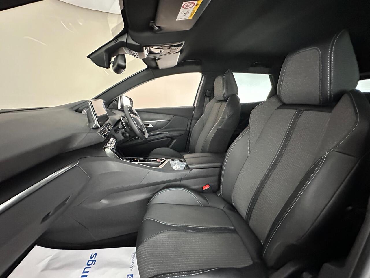 Peugeot 3008 BJ24GXX