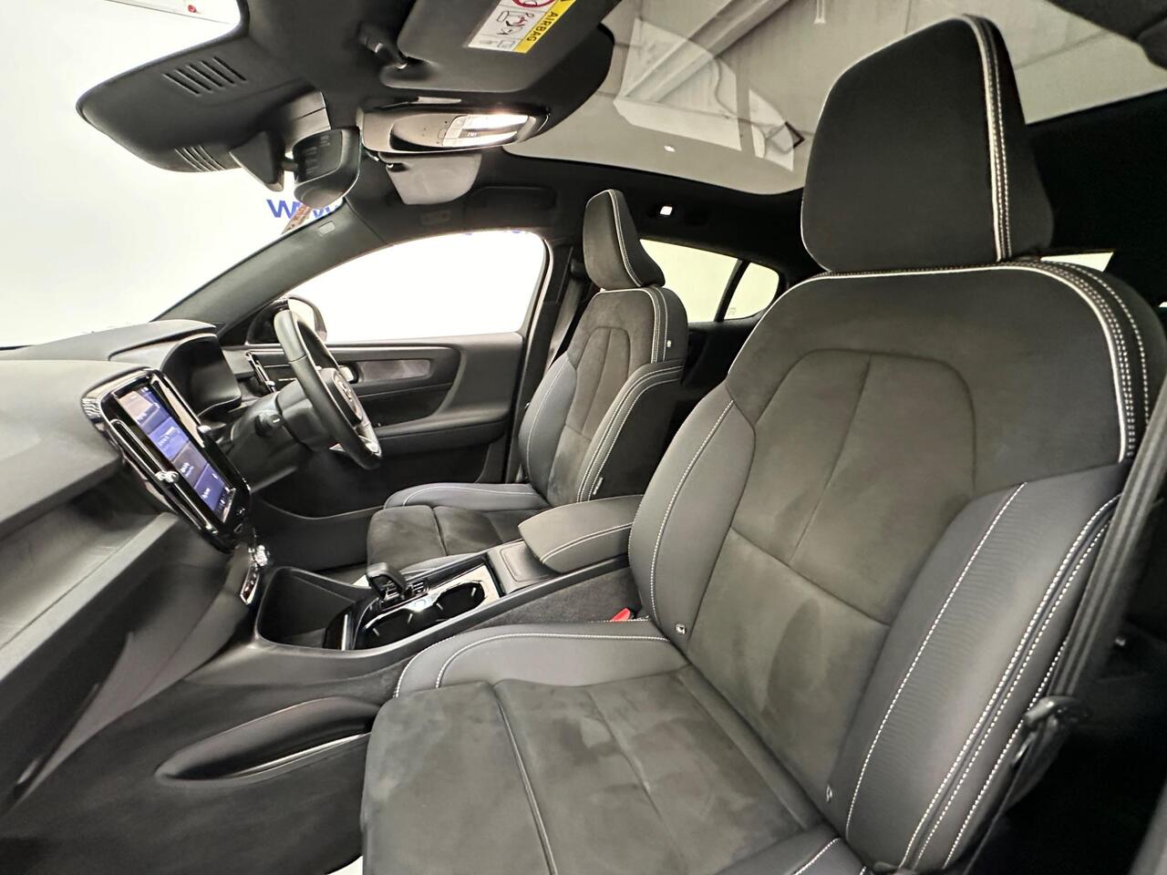 Volvo C40 WD23MKC