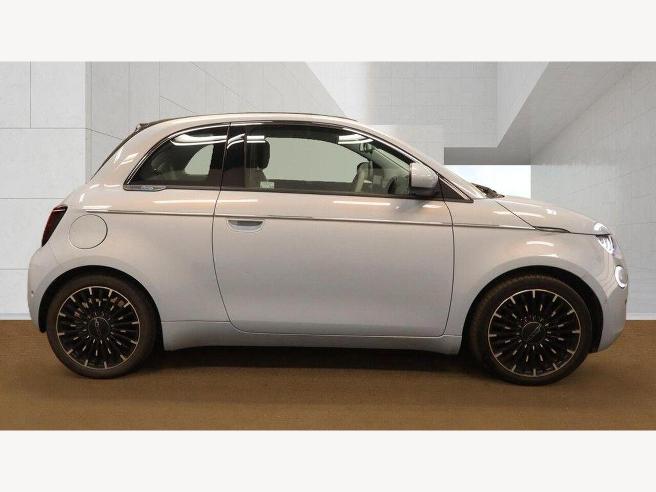 Fiat 500e C GF71FSS