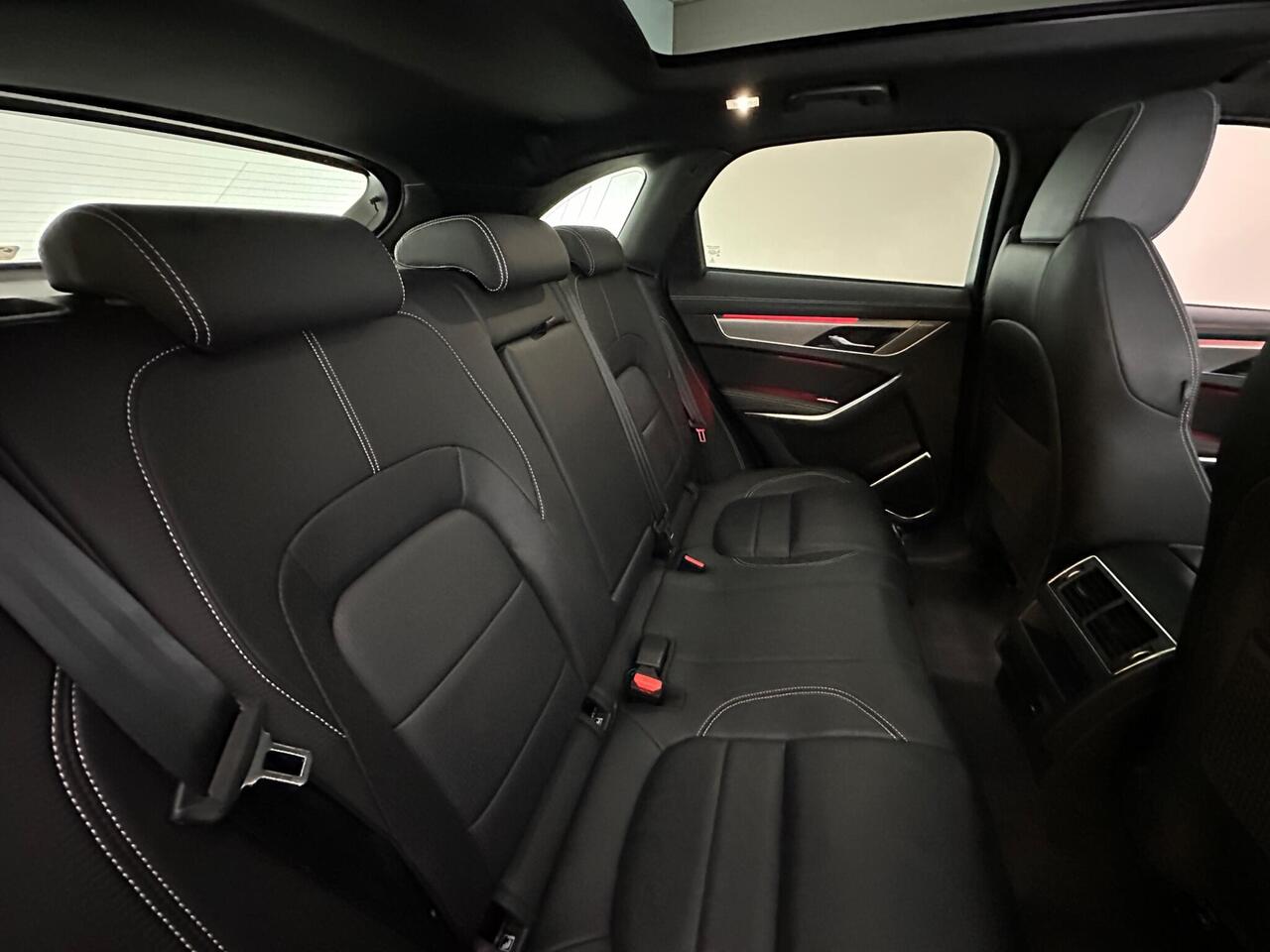 Jaguar F-PACE KO23OXF